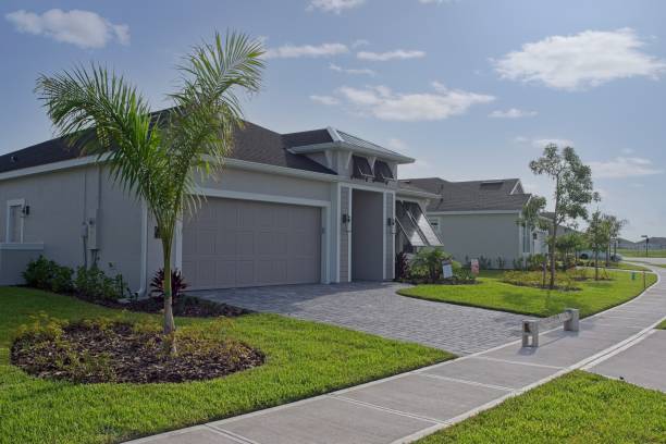 Trusted Roanoke, IN Driveway Pavers Experts